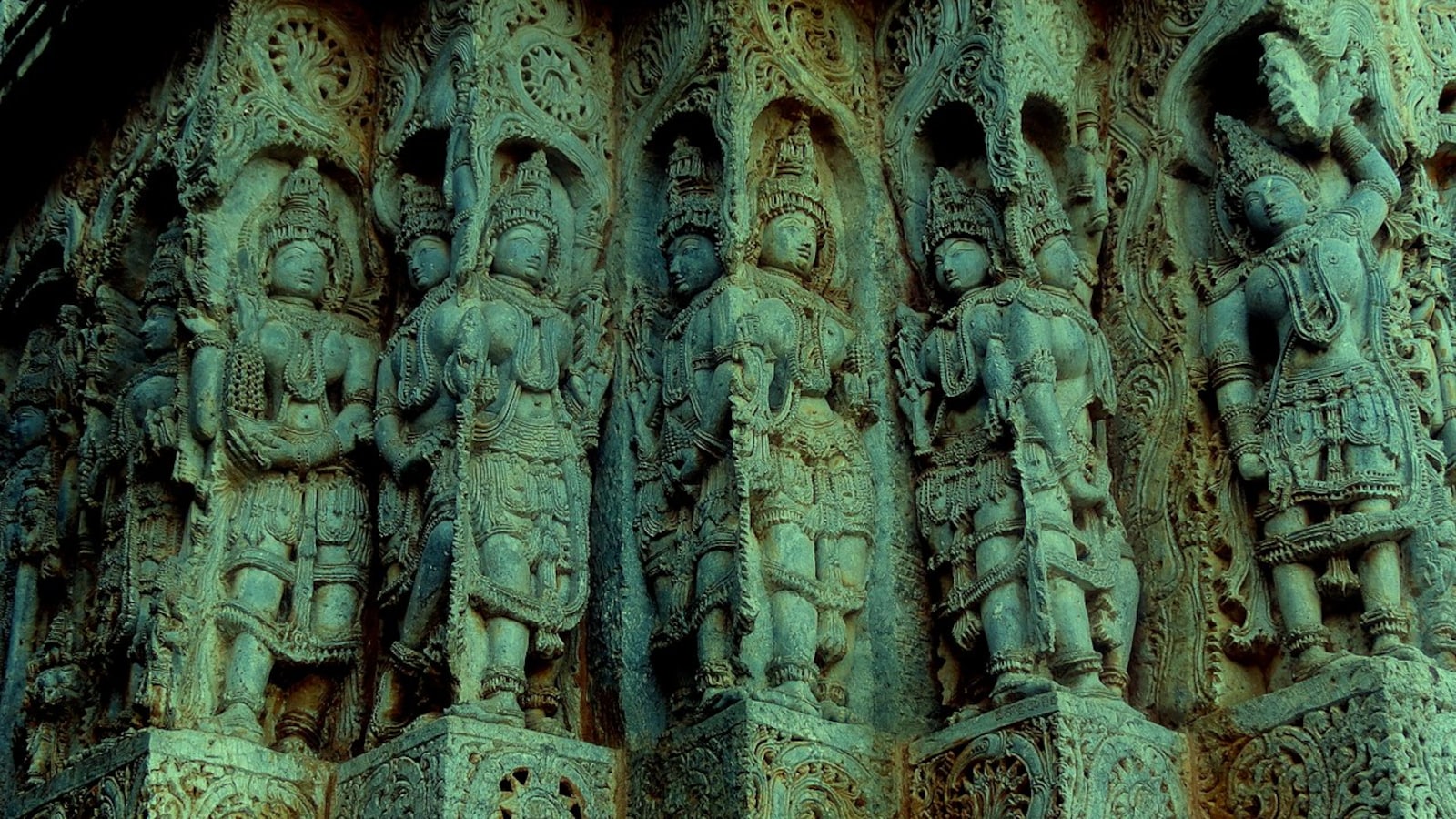 Sculpting Stories: Indian Temple Art and Architecture