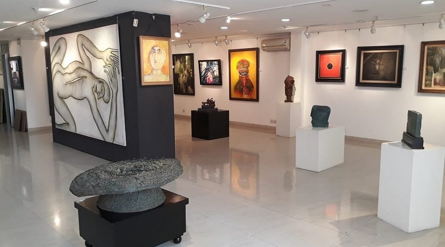 Focus Art Gallery: Bridging Traditional and Modern Art