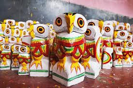 Local Crafts in Urban Galleries